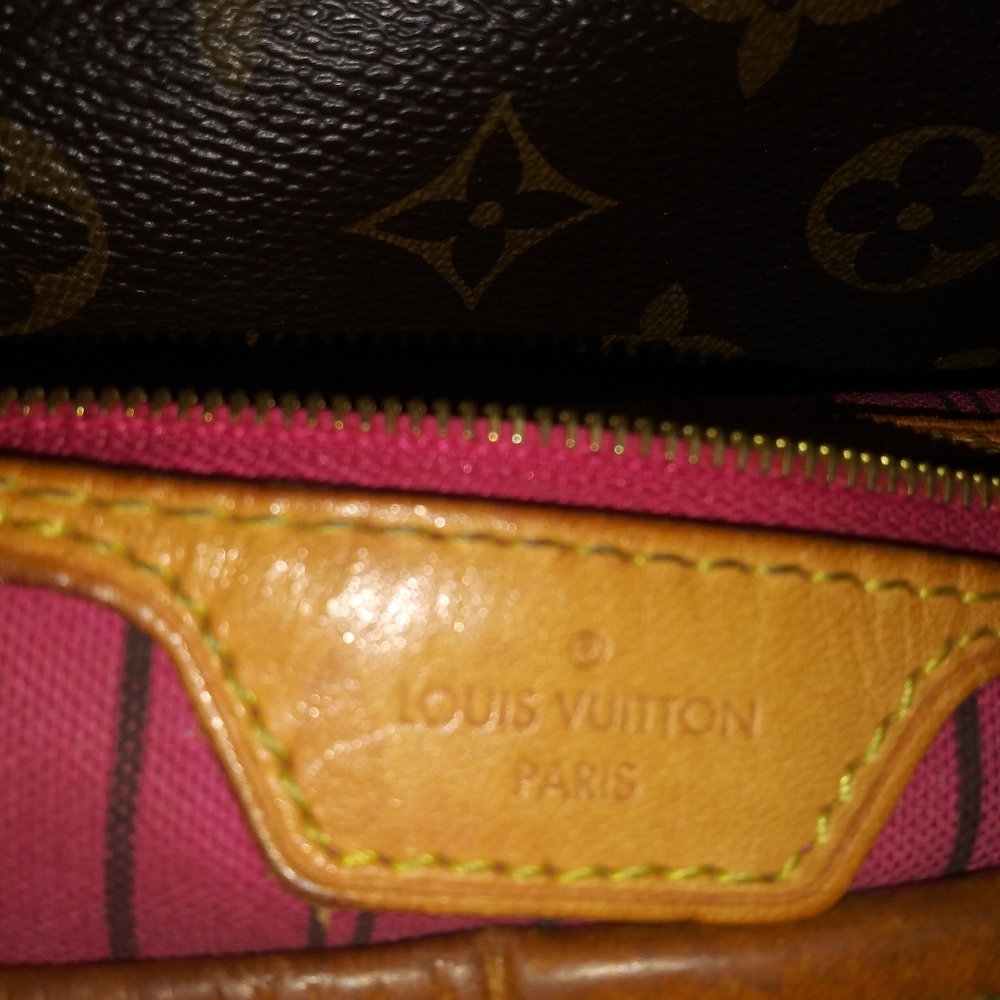 Louis Vuitton bag - Picture 10 of 11